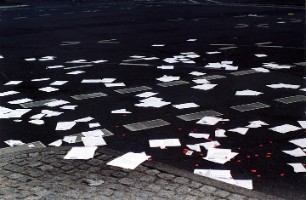 strange_012
